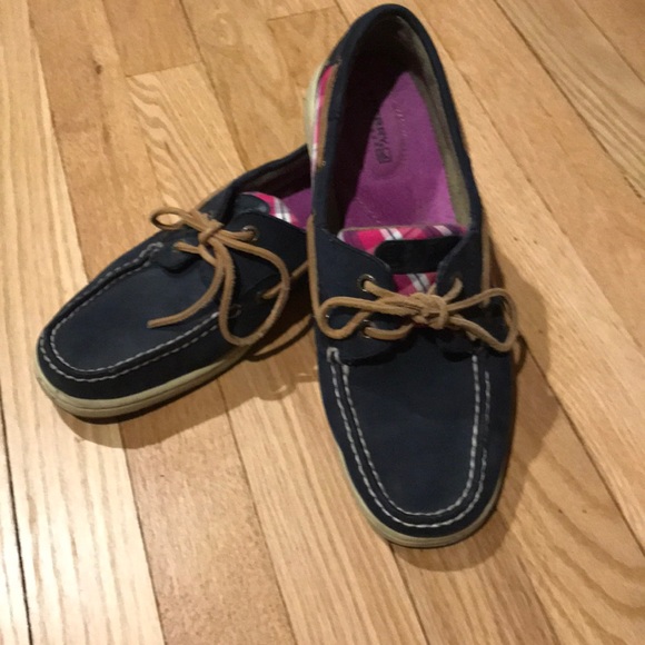 Sperry Shoes - Plaid and navy Sperry leather boat shoes
